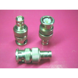 Adaptateur BNC mâle TNC femelle