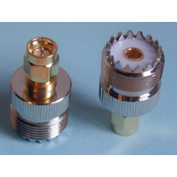 Adaptateur UHF femelle / SMA mâle