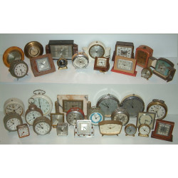 Lot de 78 réveils Bayard