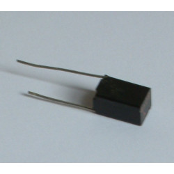 2 x capacités 187 pf / 63V