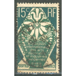 N 211 oblitéré exposition des Arts décoratifs