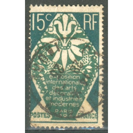 N 211 oblitéré exposition des Arts décoratifs