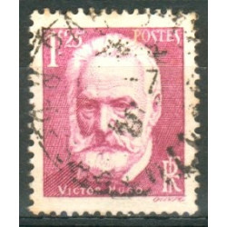 N 304 oblitéré  Victor Hugo