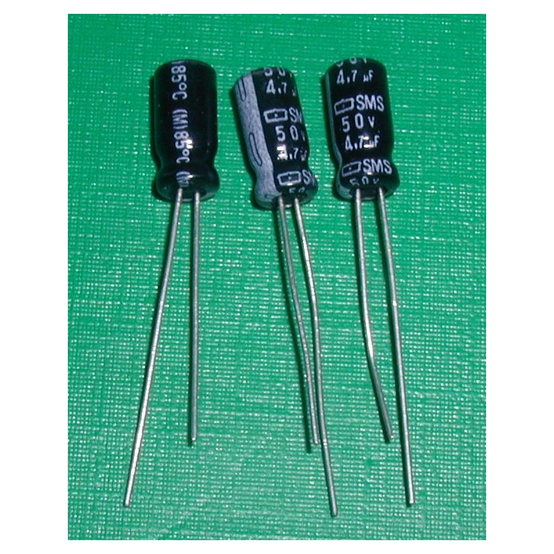 3 x Condensateurs 4,7 uf / 50 V